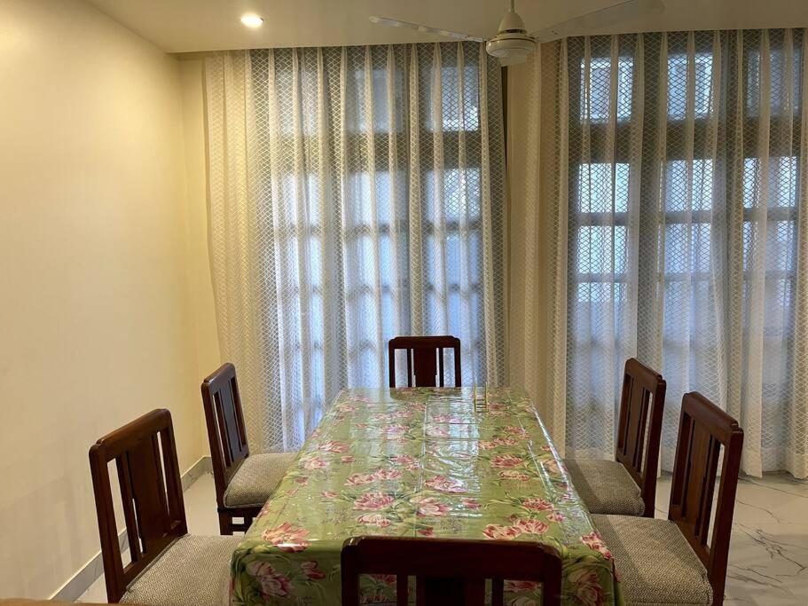 新德里Imperial公寓 外观 照片